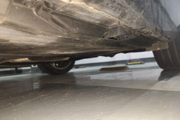 Used Mercedes-Benz E-Class 2021 E 300 L Luxury Model Chassis Rear Left