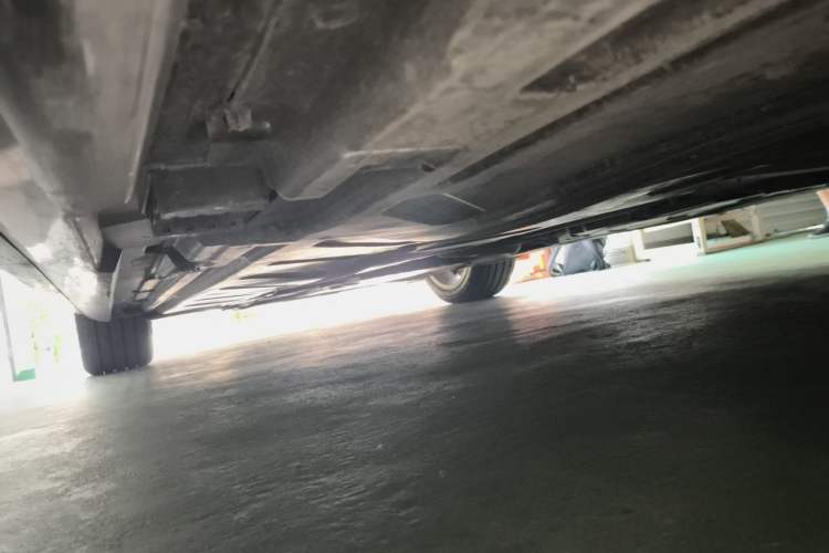 Used Mercedes-Benz E-Class 2021 E 300 L Sporty and Stylish Model Chassis Rear Left