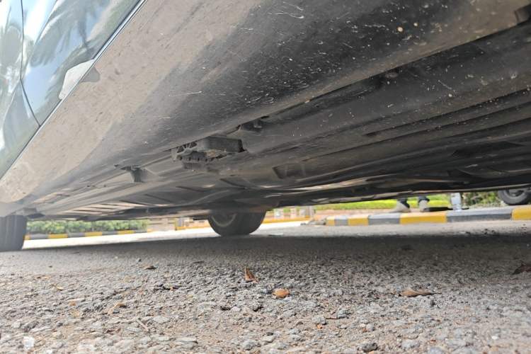 Used Mercedes-Benz E-Class 2021 E 300 L Premium Edition Chassis Rear Left