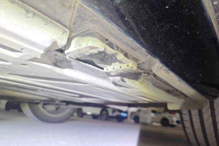 Used Mercedes-Benz E-Class 2021 E 300 L Sporty and Stylish Model Chassis Rear Left