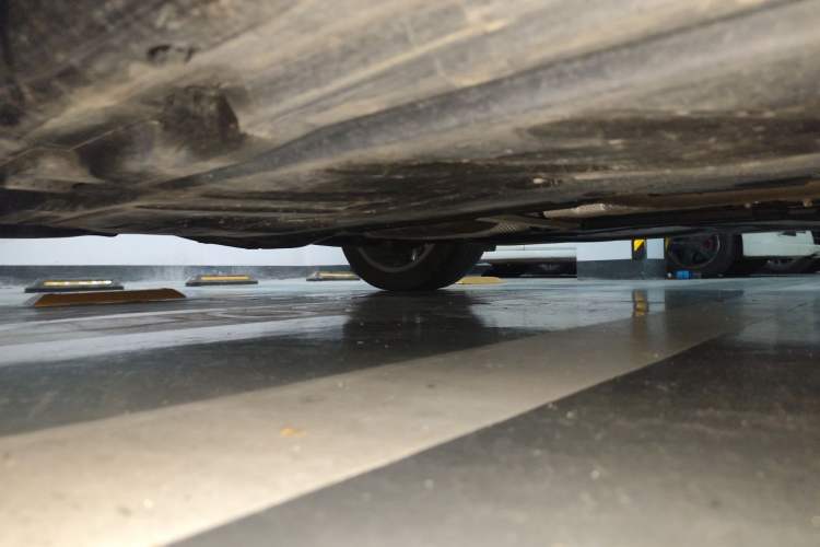 Used Mercedes-Benz E-Class 2021 E 300 L Luxury Model Chassis Rear Right