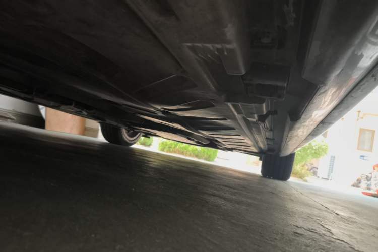 Used Mercedes-Benz E-Class 2021 E 300 L Sporty and Stylish Model Chassis Rear Right