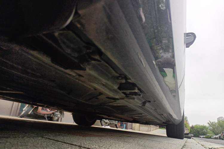 Used Mercedes-Benz E-Class 2021 E 300 L Luxury Model Chassis Rear Right