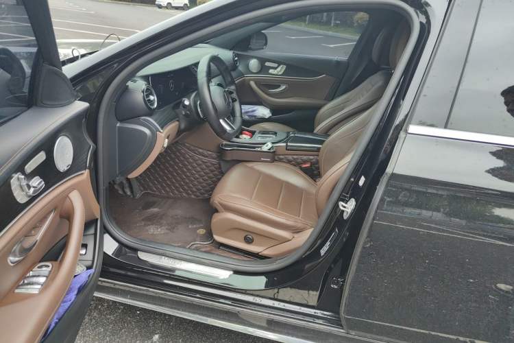 Used Mercedes-Benz E-Class 2021 E 300 L Sport Premium Edition Driver Seat