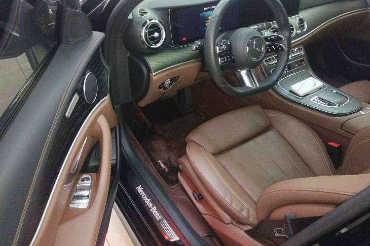 Used Mercedes-Benz E-Class 2021 Updated E 260 Fashion Sport Edition Driver Seat