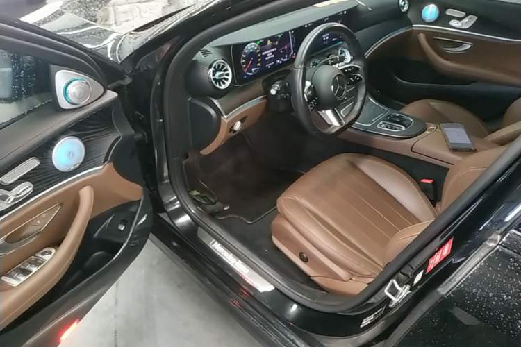 Used Mercedes-Benz E-Class 2021 Updated E 260 Fashion Sport Edition Driver Seat