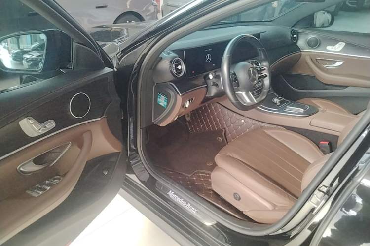 Used Mercedes-Benz E-Class 2021 Updated E 260 Fashion Sport Edition Driver Seat