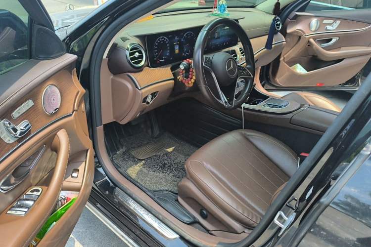 Used Mercedes-Benz E-Class 2021 Restyled E 300 L Luxury Edition Driver Seat