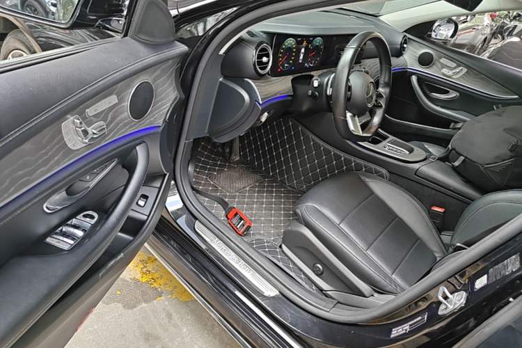 Used Mercedes-Benz E-Class 2021 E 300 L Sporty and Stylish Model Driver Seat