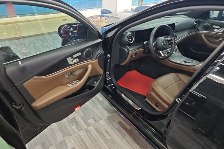 Used Mercedes-Benz E-Class 2021 Restyled E 300 L Sporty and Stylish Edition Driver Seat