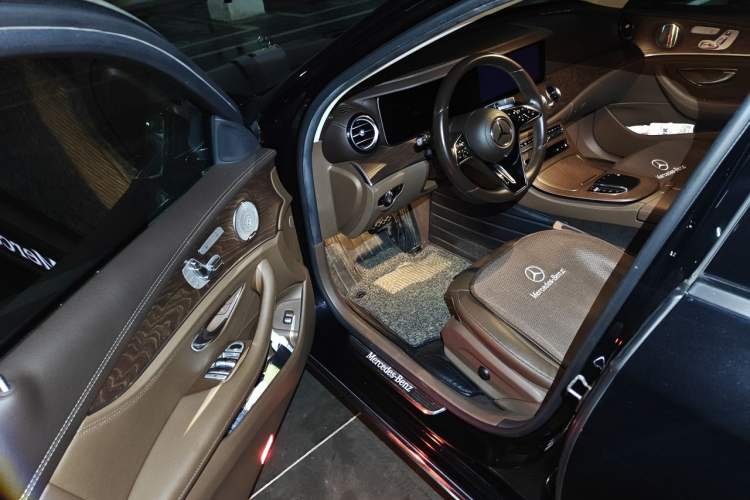 Used Mercedes-Benz E-Class 2021 Restyled E 300 L Luxury Edition Driver Seat