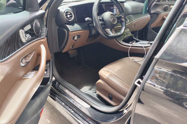 Used Mercedes-Benz E-Class 2021 Updated E 260 Fashion Sport Edition Driver Seat