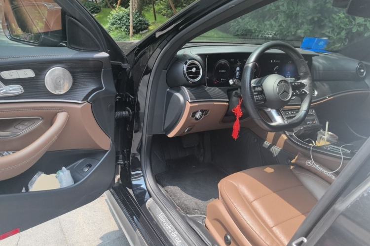 Used Mercedes-Benz E-Class 2021 Restyled E 300 L Sport Luxury Edition Driver Seat