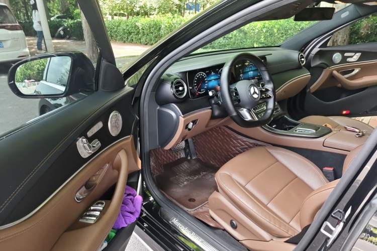 Used Mercedes-Benz E-Class 2021 Restyled E 300 L Sporty and Stylish Edition Driver Seat