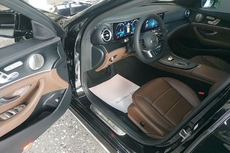 Used Mercedes-Benz E-Class 2021 Restyled E 300 L Sport Luxury Edition Driver Seat