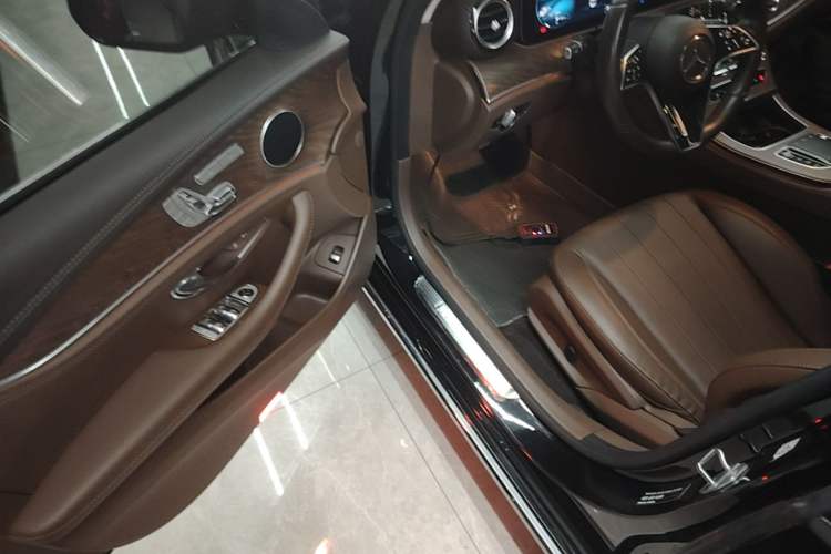 Used Mercedes-Benz E-Class 2021 Facelift E 300 L Stylish Edition Driver Seat