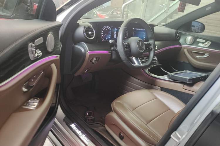 Used Mercedes-Benz E-Class 2021 Restyled E 300 L Sport Luxury Edition Driver Seat
