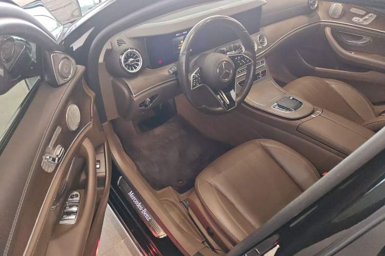 Used Mercedes-Benz E-Class 2021 Restyled E 300 L Luxury Edition Driver Seat