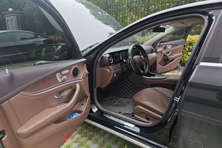 Used Mercedes-Benz E-Class 2021 E 300 L Stylish Model Driver Seat