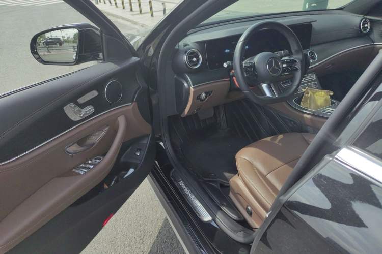 Used Mercedes-Benz E-Class 2021 Restyled E 300 L Sporty and Stylish Edition Driver Seat