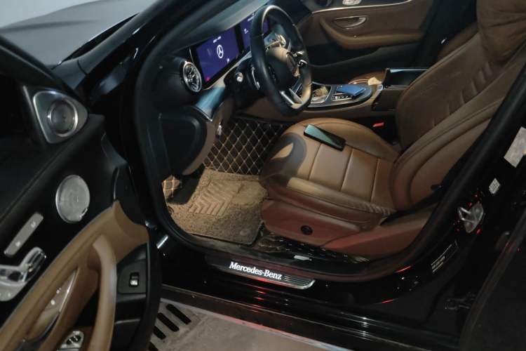 Used Mercedes-Benz E-Class 2021 Restyled E 300 L Sporty and Stylish Edition Driver Seat