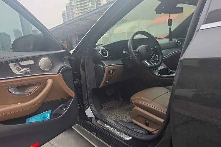 Used Mercedes-Benz E-Class 2021 Restyled E 300 L Sport Luxury Edition Driver Seat
