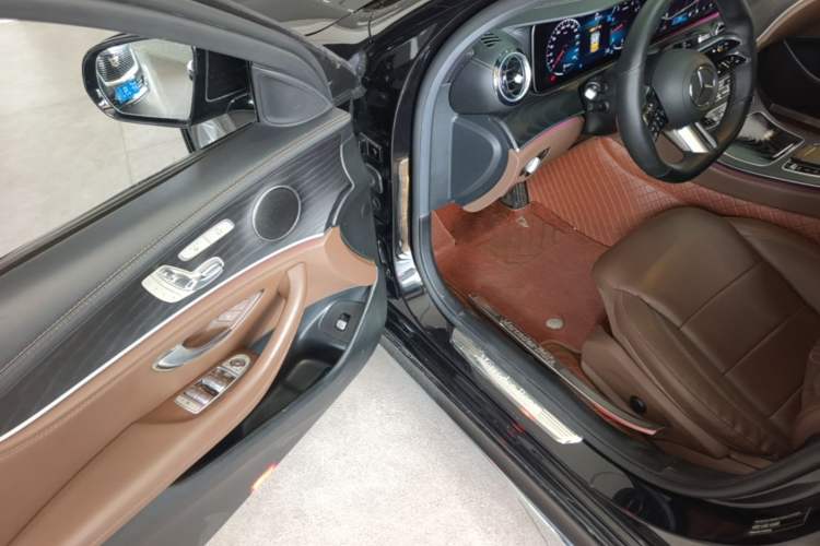 Used Mercedes-Benz E-Class 2021 Restyled E 300 L Sporty and Stylish Edition Driver Seat