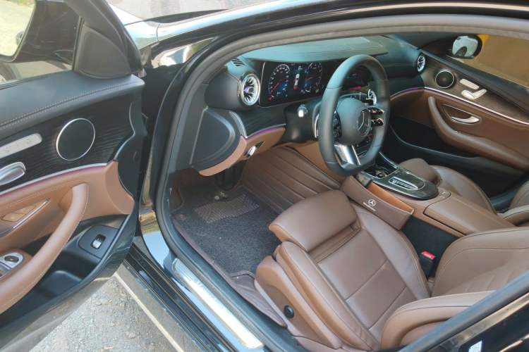 Used Mercedes-Benz E-Class 2021 Facelift E 260 L 4MATIC Driver Seat