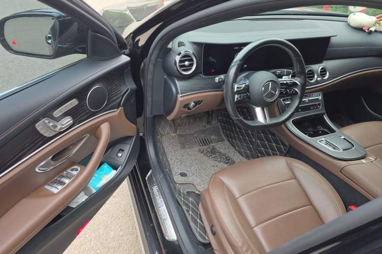 Used Mercedes-Benz E-Class 2021 E 300 L Sporty and Stylish Model Driver Seat