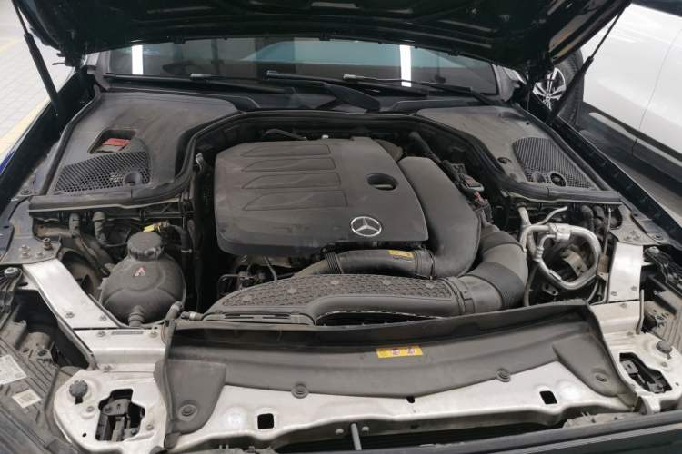 Used Mercedes-Benz E-Class 2021 E 300 L Sport Luxury Edition Engine Bay