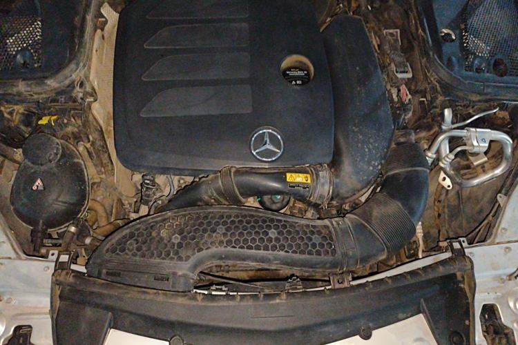Used Mercedes-Benz E-Class 2021 E 300 L Stylish Model Engine Bay