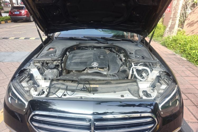 Used Mercedes-Benz E-Class 2021 E 300 L Luxury Model Engine Bay