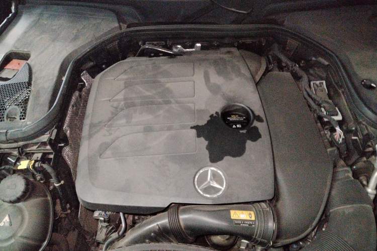 Used Mercedes-Benz E-Class 2021 Restyled E 300 L Luxury Edition Engine Bay