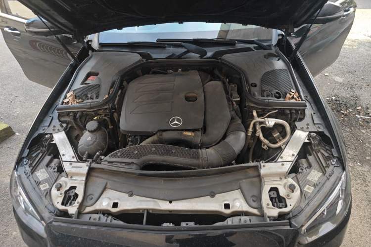 Used Mercedes-Benz E-Class 2021 E 300 L Luxury Model Engine Bay