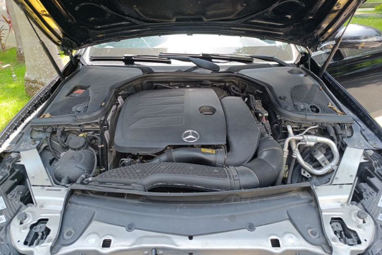 Used Mercedes-Benz E-Class 2021 E 300 L Luxury Model Engine Bay