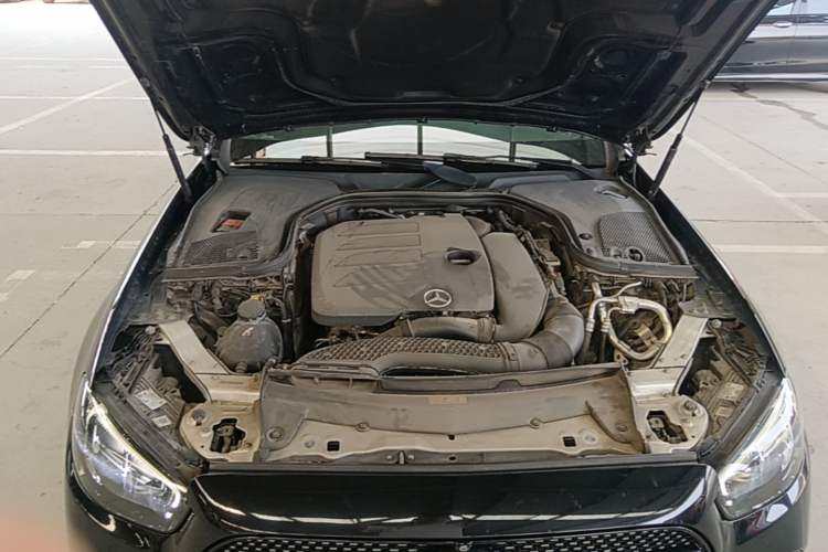 Used Mercedes-Benz E-Class 2021 E 300 L Sport Luxury Edition Engine Bay