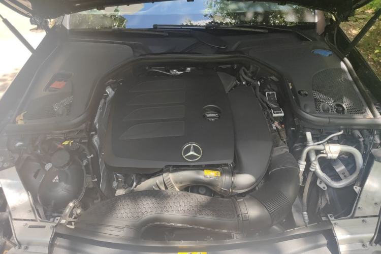 Used Mercedes-Benz E-Class 2021 Facelift E 260 L Engine Bay