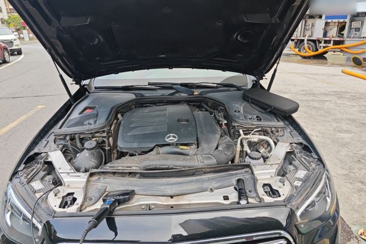 Used Mercedes-Benz E-Class 2021 E 260 L 4MATIC Engine Bay
