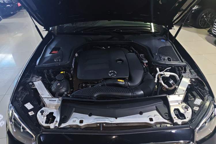 Used Mercedes-Benz E-Class 2021 E 300 L Luxury Model Engine Bay