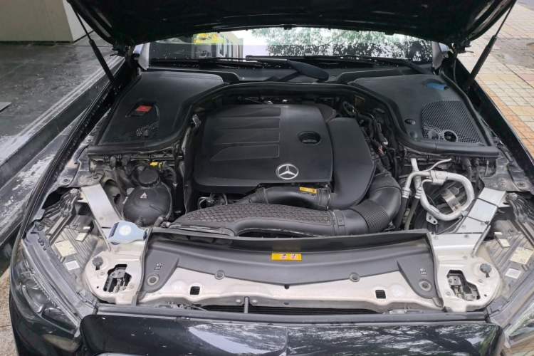 Used Mercedes-Benz E-Class 2021 E 300 L Premium Edition Engine Bay