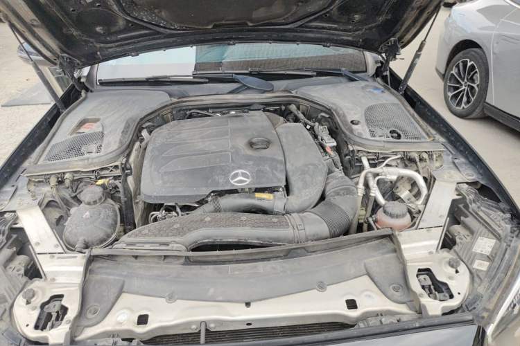 Used Mercedes-Benz E-Class 2021 E 260 L Sport Edition Engine Bay