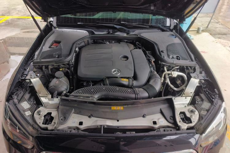 Used Mercedes-Benz E-Class 2021 E 300 L Luxury Model Engine Bay