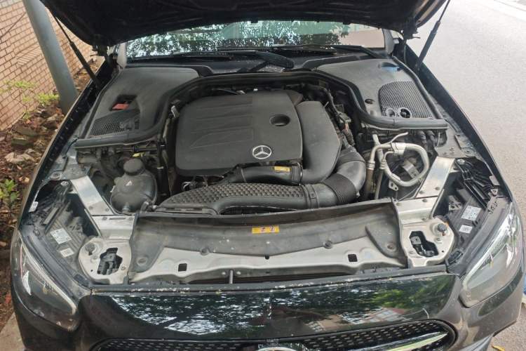 Used Mercedes-Benz E-Class 2021 E 300 L Sport Luxury Edition Engine Bay