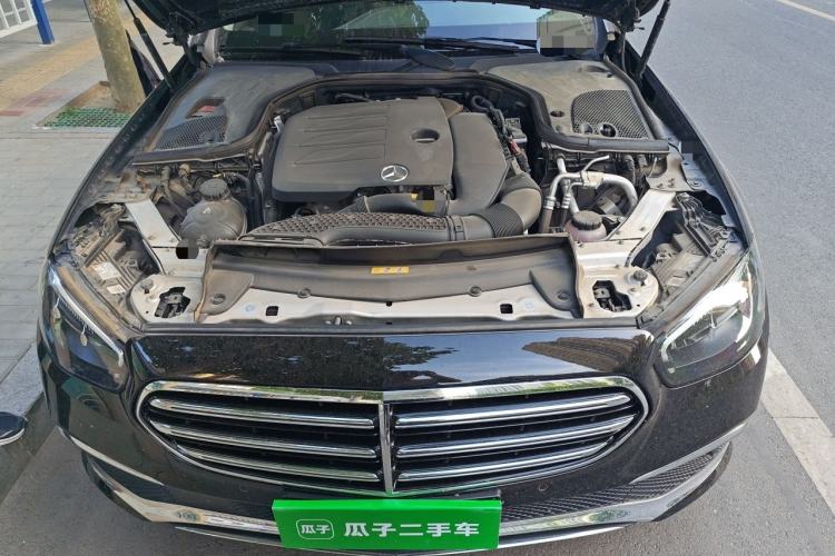 Used Mercedes-Benz E-Class 2021 E 260 L Engine Bay