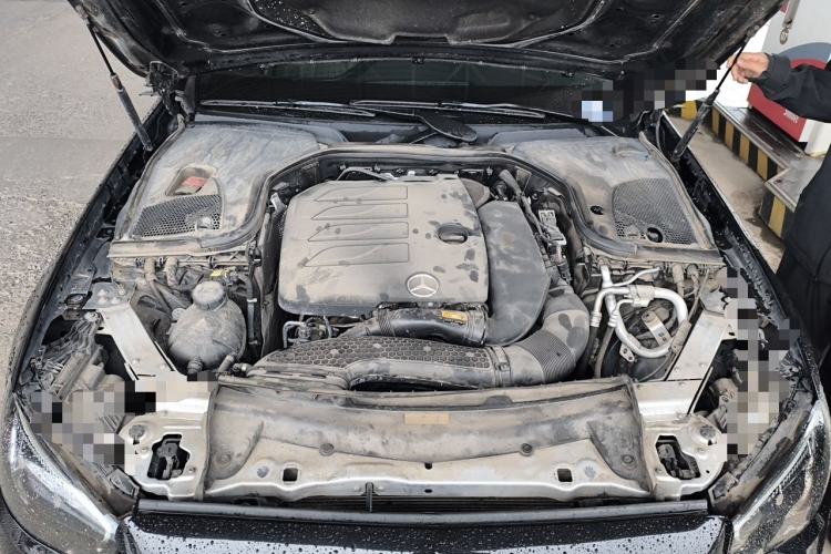 Used Mercedes-Benz E-Class 2021 Restyled E 300 L Luxury Edition Engine Bay