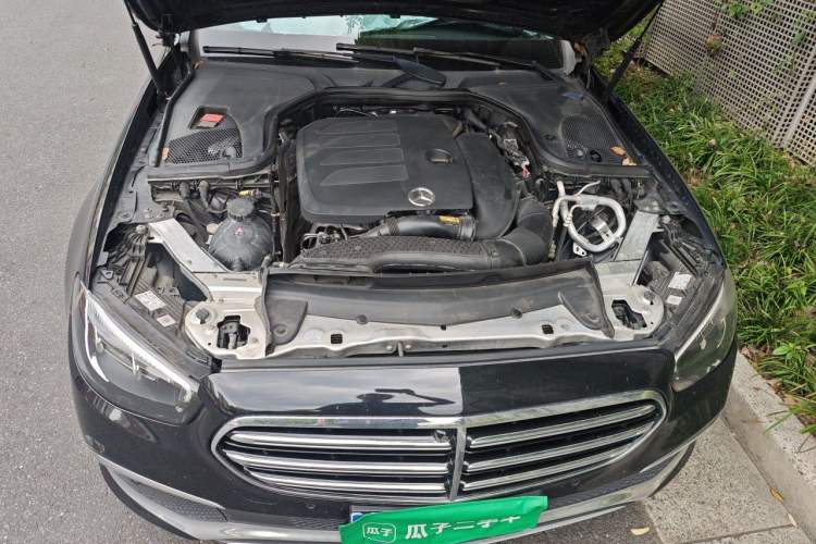 Used Mercedes-Benz E-Class 2021 E 300 L Luxury Model Engine Bay