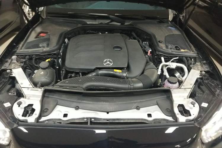 Used Mercedes-Benz E-Class 2021 E 260 L Sport 4MATIC Engine Bay