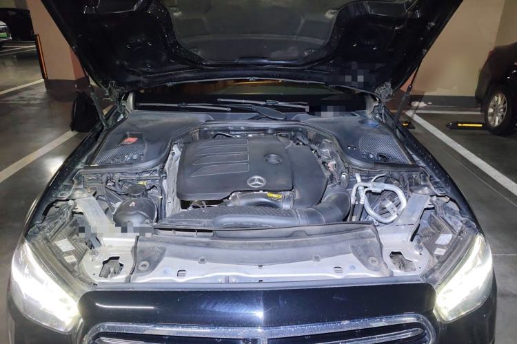Used Mercedes-Benz E-Class 2021 E 300 L Luxury Model Engine Bay