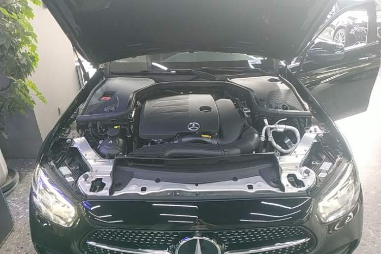 Used Mercedes-Benz E-Class 2021 Restyled E 300 L Sport Luxury Edition Engine Bay
