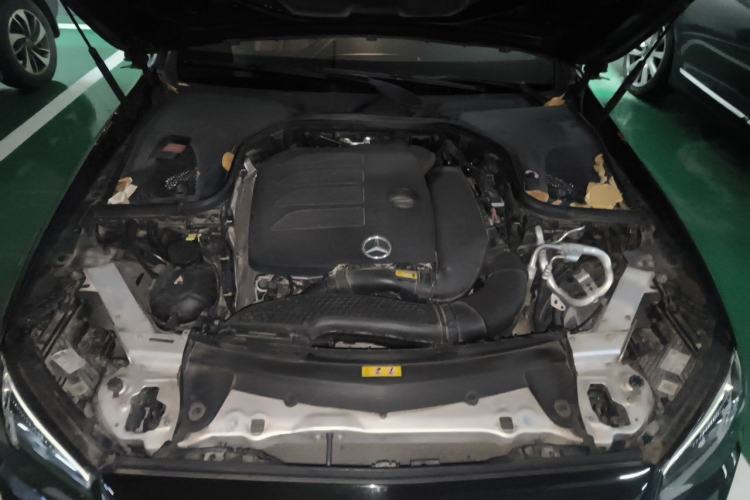 Used Mercedes-Benz E-Class 2021 E 300 L Luxury Model Engine Bay